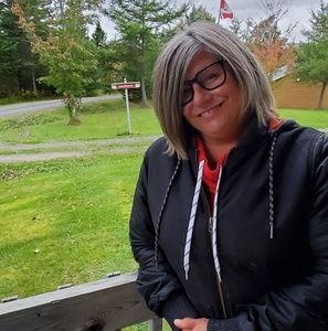 Meet your Posher, Lisa